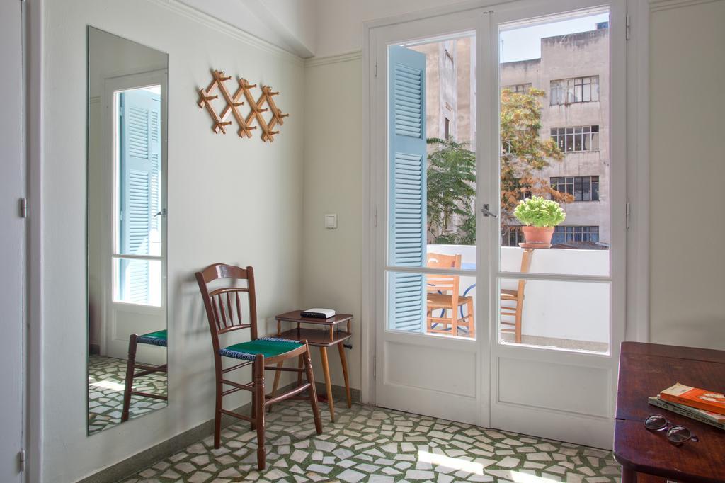 Lovely Two-Bedroom Apartment With Roof Garden! Ep7 เอเธนส์ ภายนอก รูปภาพ